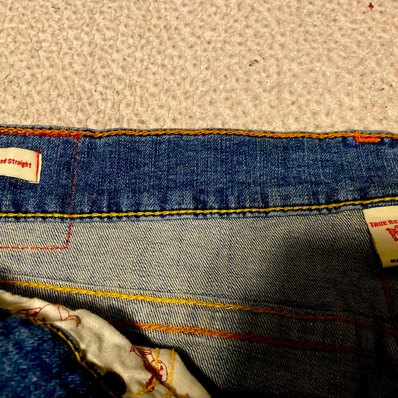 Never worn Mens size 42 True Religion Denim Jeans - Picture 4 of 4